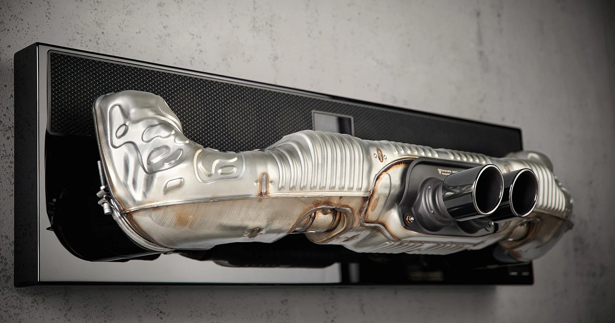 Porsche Design fabricó un altavoz musical con un tubo de escape del Porsche 992 GT3 y lo venderá por 12.000 dólares