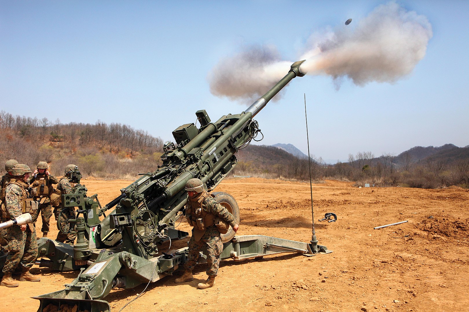 US and India discuss joint production of experimental M777ER howitzers with an extended range of up to 70 km