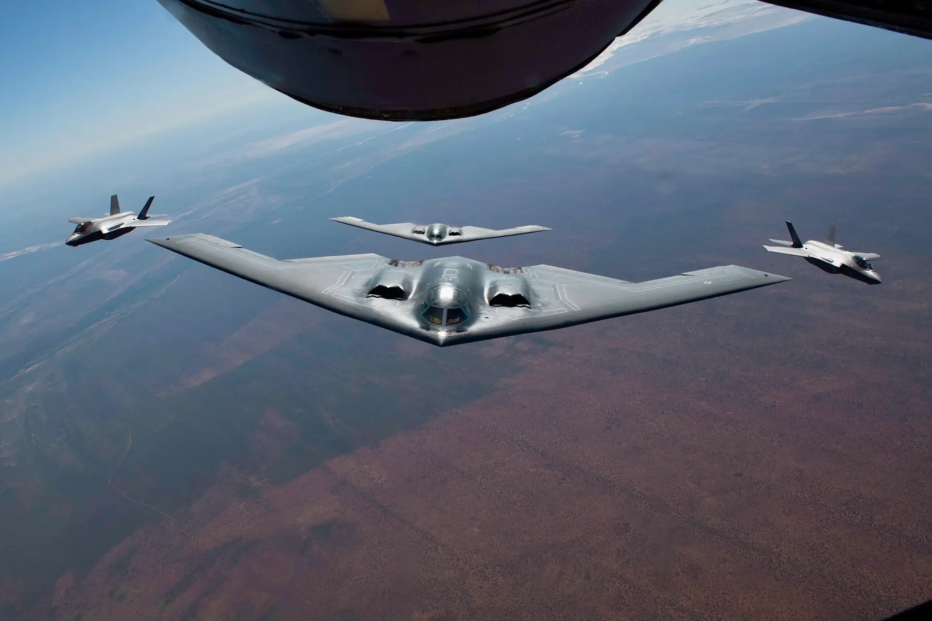 США отправили в Австралию бомбардировщики-невидимки B-2 Spirit
