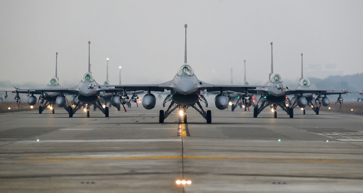 Los F-16V Block 70/72 de Taiwán recibirán sistemas IRST para detectar y rastrear los cazas de quinta generación J-20 de China.