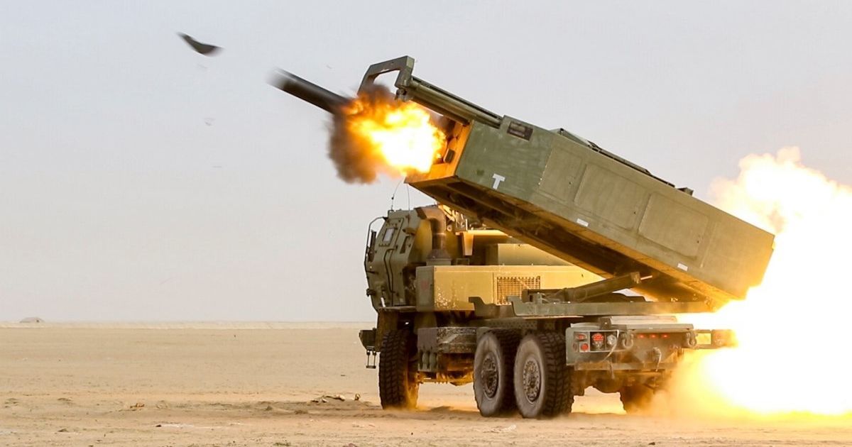 Fear of M142 HIMARS: Russians are afraid that the US could send high-precision AFOM missiles to Ukraine after hitting an oil depot 115 km from the front line