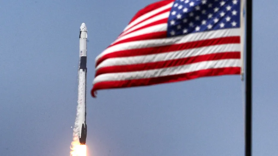 SpaceX получит $1,4 млрд на пять миссий по доставке астронавтов на Международную космическую станцию