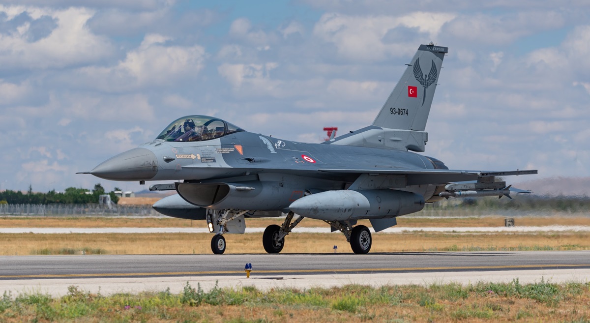 Туреччина озброїть винищувачі F-16 Fighting Falcon протикорабельними ракетами ATMACA