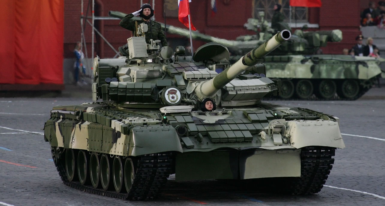 Вооружённые Силы Украины поразили два российских танка Т-80БВ