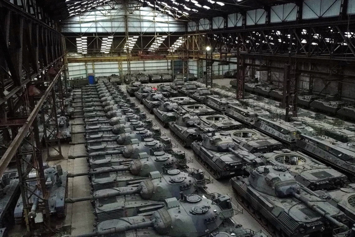Ukraine will receive up to 90 Leopard 1 tanks by the end of 2023 from Denmark, the Netherlands and Germany