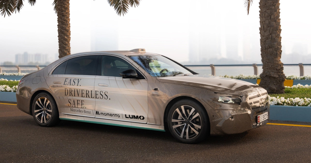 Mercedes-Benz S-Class тепер у ролі роботаксі: перший прототип