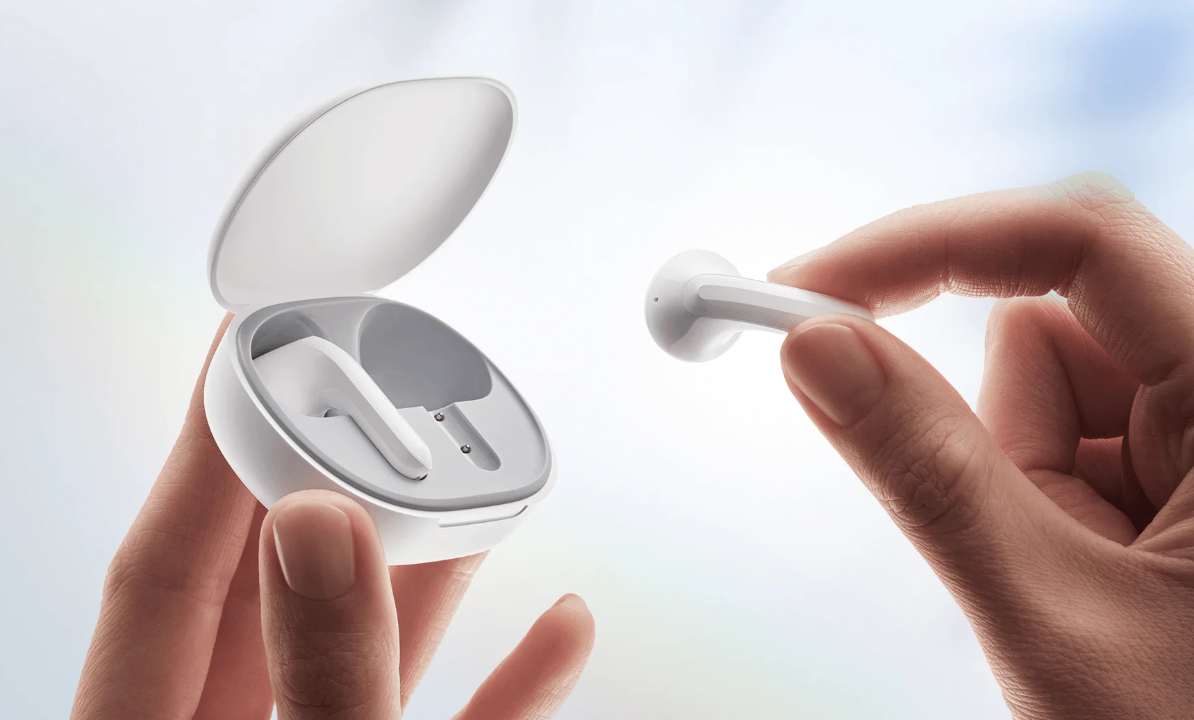Xiaomi launches TWS headphones in Europe Redmi Buds 4 Lite in the style of  Apple AirPods for €35