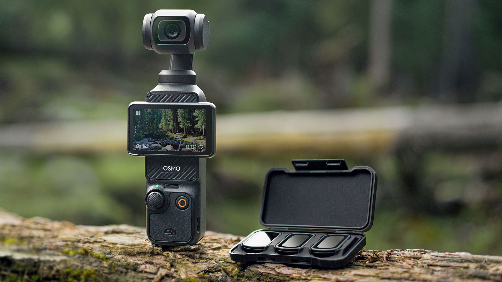 DJI har lansert OSMO Pocket 3-kameraet med en 1" CMOS-sensor, støtte for 4K@120fps og en 2" skjerm, til en pris fra 519 dollar.