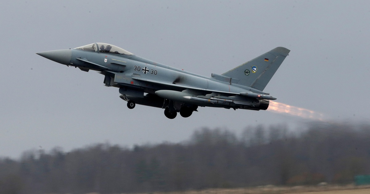 Германия может передать Украине истребители, но не будет поставлять дальнобойные крылатые ракеты TAURUS