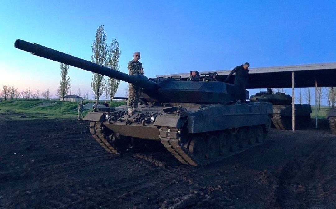 Немецкие танки Leopard 2A6 расстреляли российские Т-62МВ на тренировке