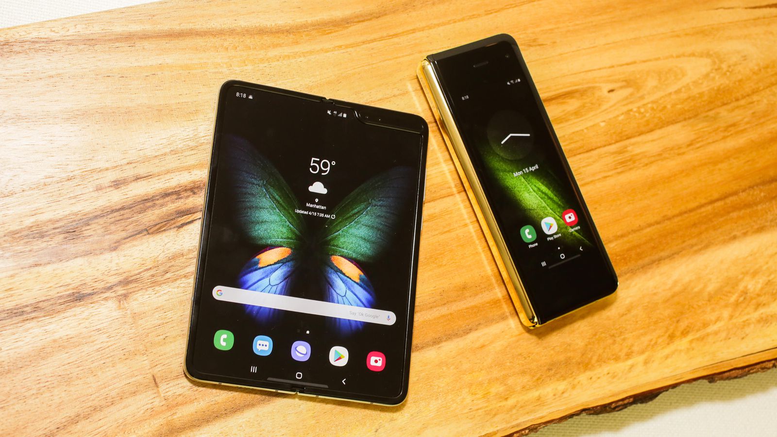 Складаний смартфон Samsung Galaxy Fold перевипустять у липні