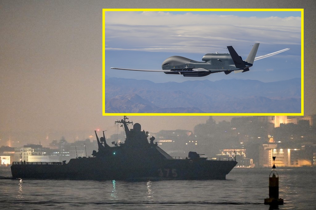 Et israelsk skip eskortert av en amerikansk RQ-4 Global Hawk strategisk drone og et P-8 Poseidon antiubåtfly brøt den russiske blokaden i Svartehavet.