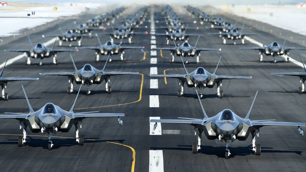 ВВС США не хватает самолётов для выполнения поставленных задач  дефицит может усугубиться после отказа от штурмовиков A-10 Thunderbolt II
