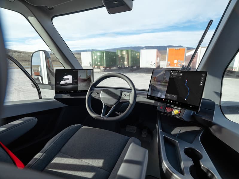 Tesla Semi 2026 на заводі