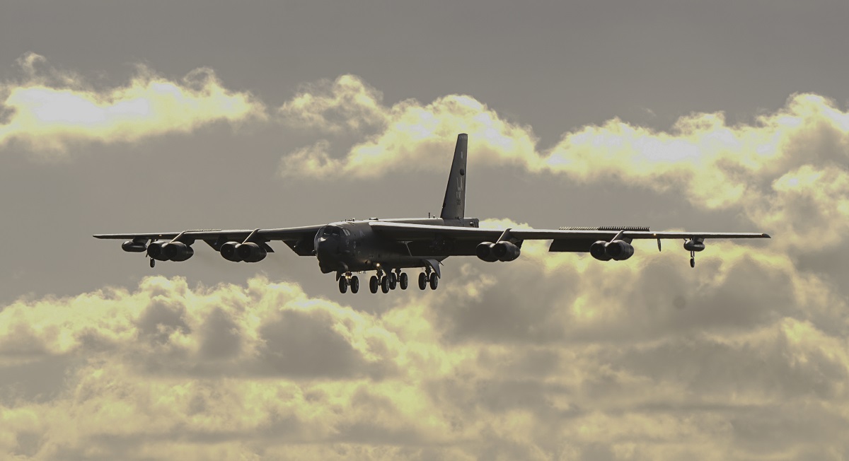 US Air Force begins a $2.8bn upgrade of B-52H Stratofortress nuclear bombers - first aircraft to receive new radar