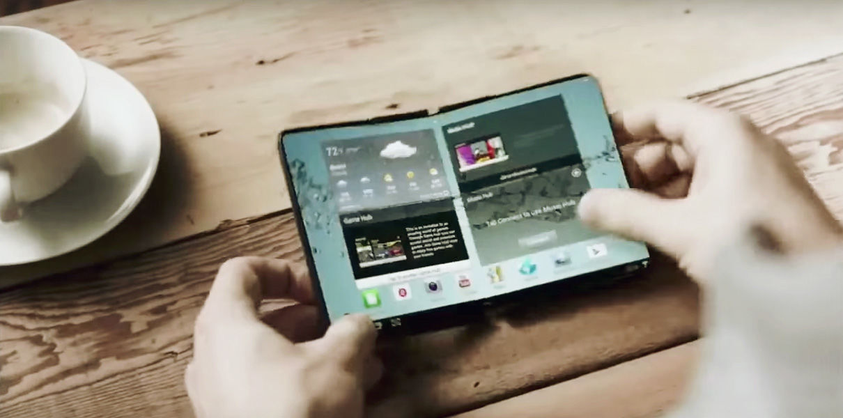 Samsung on CES secretly showed smartphones with bendable screens