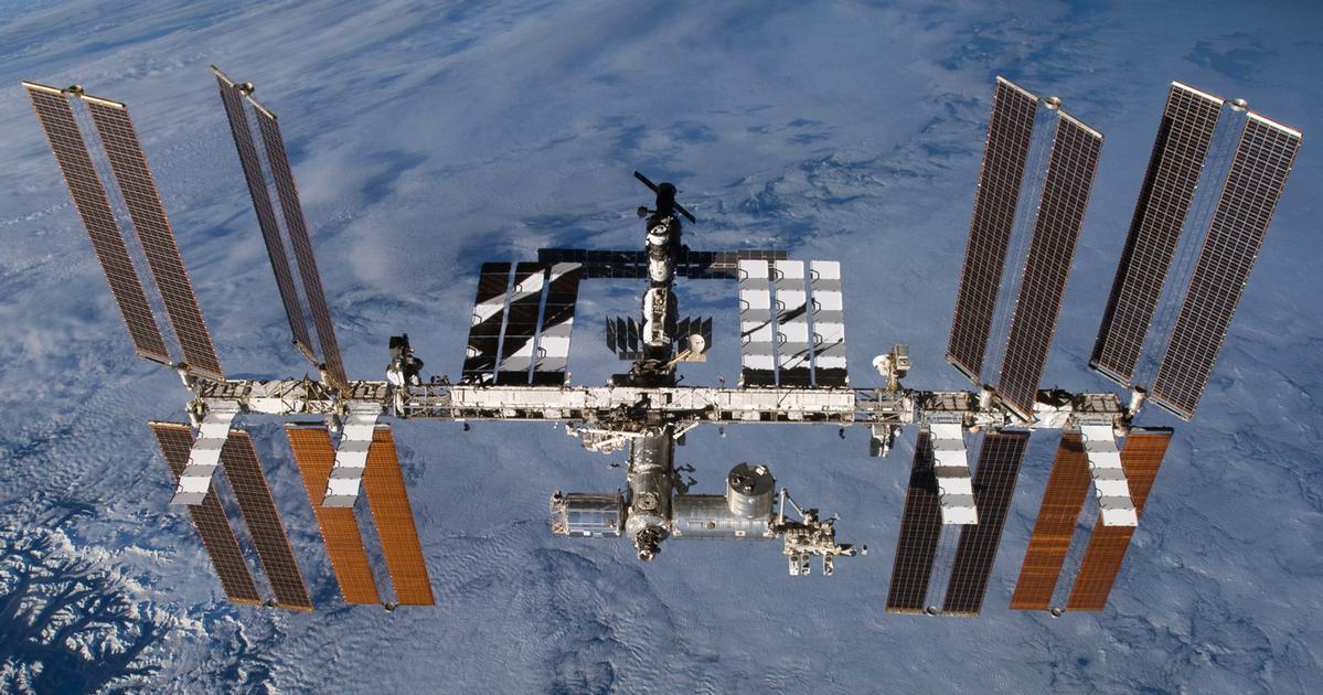 Alcuni detriti della Stazione Spaziale Internazionale cadono sulla Terra