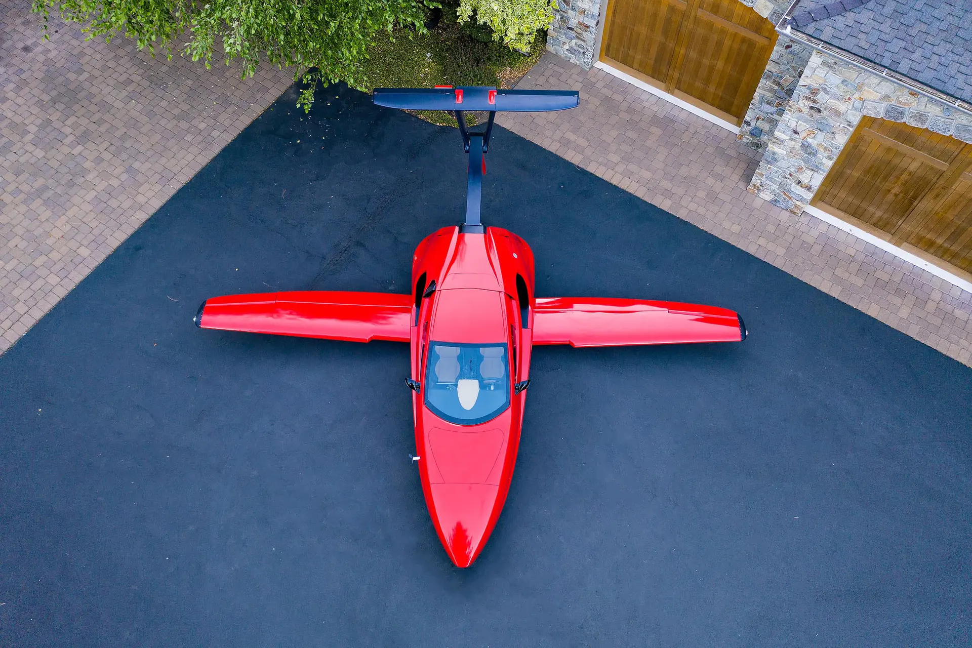Samson Sky Switchblade è un'insolita auto da $ 150.000 che si trasforma in un aereo in pochi secondi e può raggiungere velocità di 257 km/h