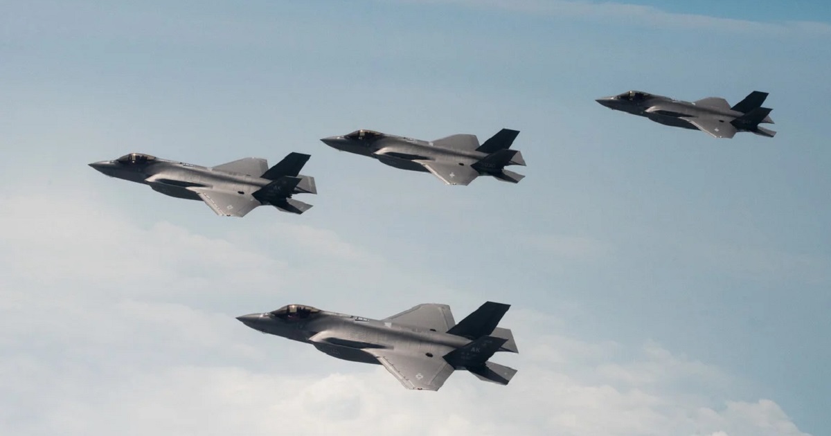 240 aircraft, including F-35 Lightning II, EA-18 Growler, F-15K Slam Eagle and KF-16 Fighting Falcon - US and South Korea begin large-scale exercises amid DPRK's approaching nuclear test