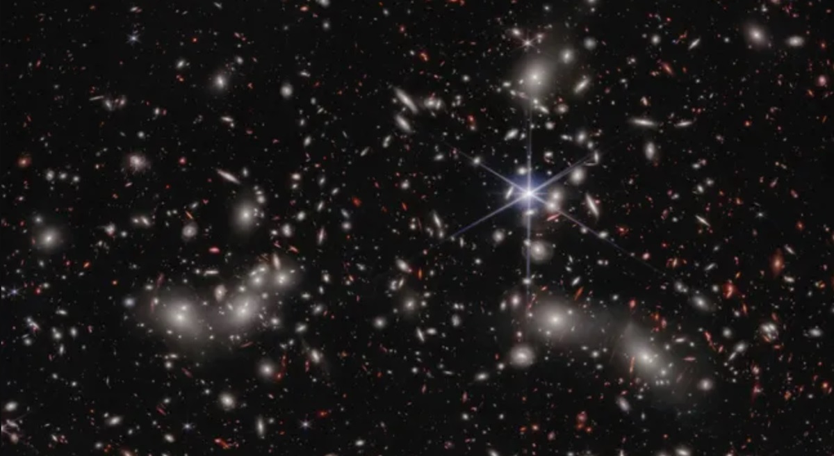 El telescopio espacial JSWT ha descubierto dos galaxias antiguas imposibles que no deberían existir