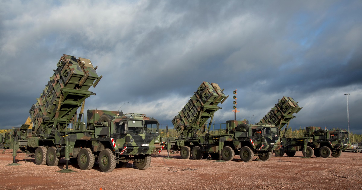 Tyskland overfører Patriot-missilforsvarssystemer og IRIS-T-luftvernsystemer til Ukraina i en pakke verdt 1,5 milliarder dollar.