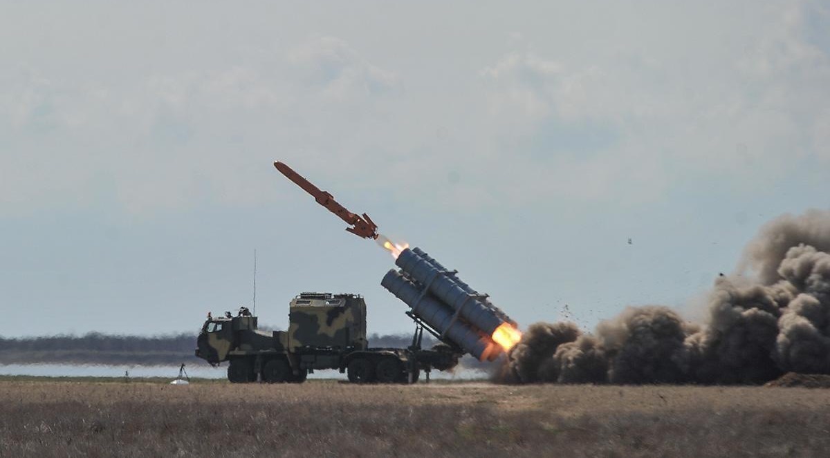 Pour la première fois, les Russes ont officiellement déclaré avoir intercepté un missile antinavire ukrainien Neptun, mais n'ont fourni aucune preuve.