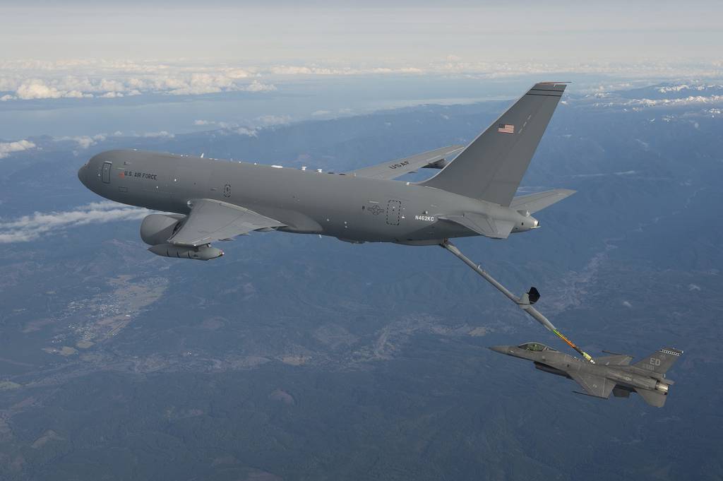 Das Boeing-Tankflugzeug KC-46 Pegasus kann bereits jedes Flugzeug im Flug betanken, mit Ausnahme der legendären A-10 Thunderbolt II