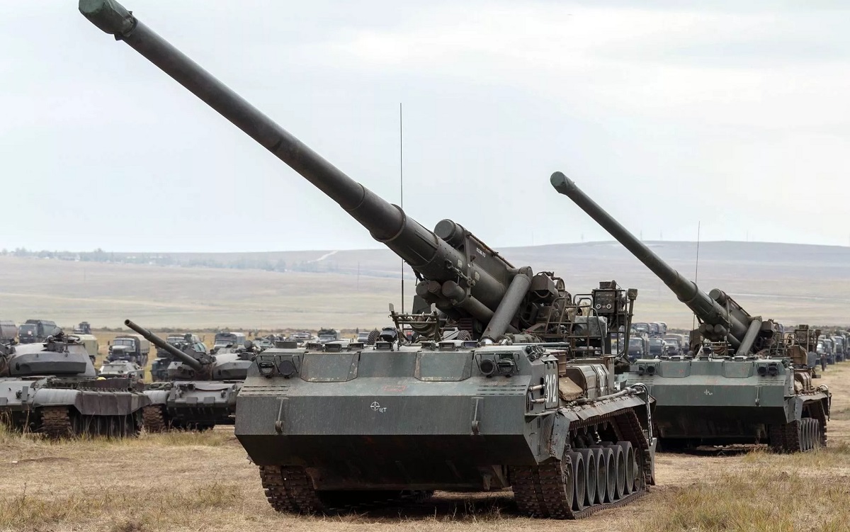 Le forze di difesa ucraine hanno sequestrato un cannone semovente russo 2S5 Giatsint-S, relativamente raro.
