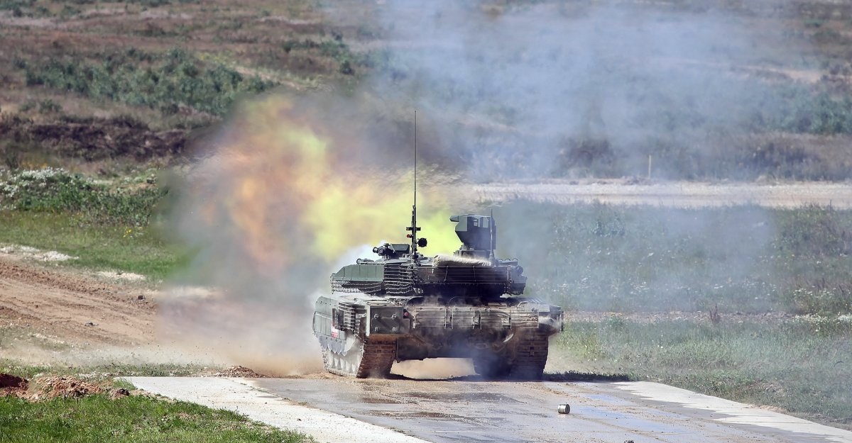 Russians are afraid that the U.S. military will find out all the secrets of the ultra-modern T-90M "Proryv" tank