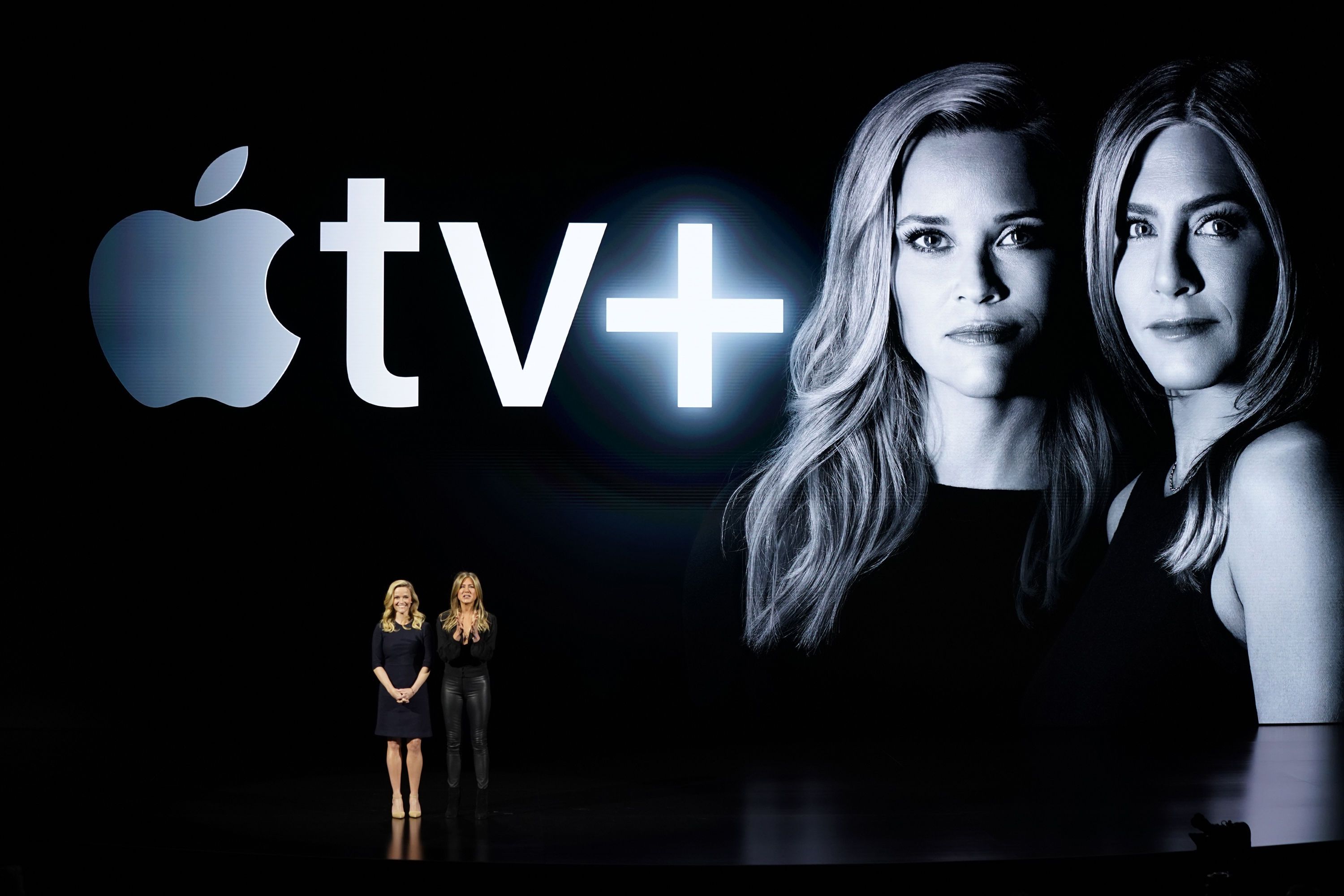 Apple буде показувати фільми для Apple TV+ у кінотеатрах