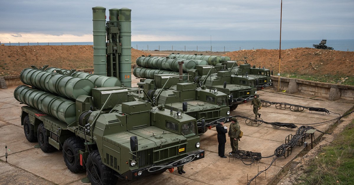 På grunn av store tap av S-400 Triumf i Ukraina må Russland omfordele strategiske luft- og missilforsvarssystemer.