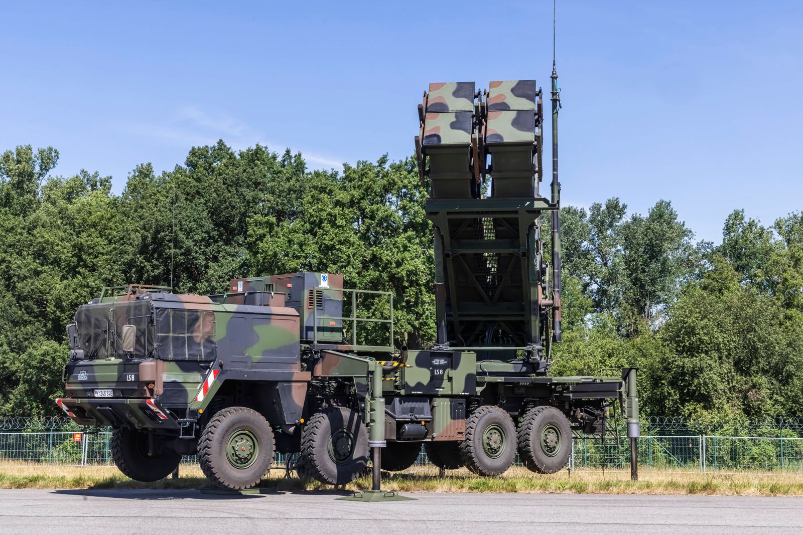 Німеччина відмовилася відправляти в Україну системи протиповітряної оборони Patriot - їх буде розміщено в Польщі