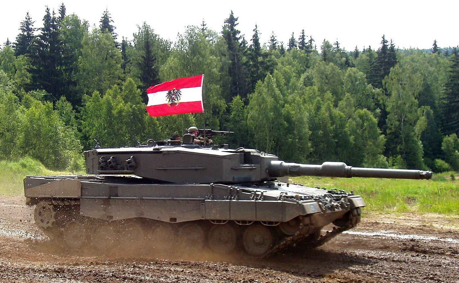 Austria quiere actualizar los tanques Leopard 2A4 al nivel A7