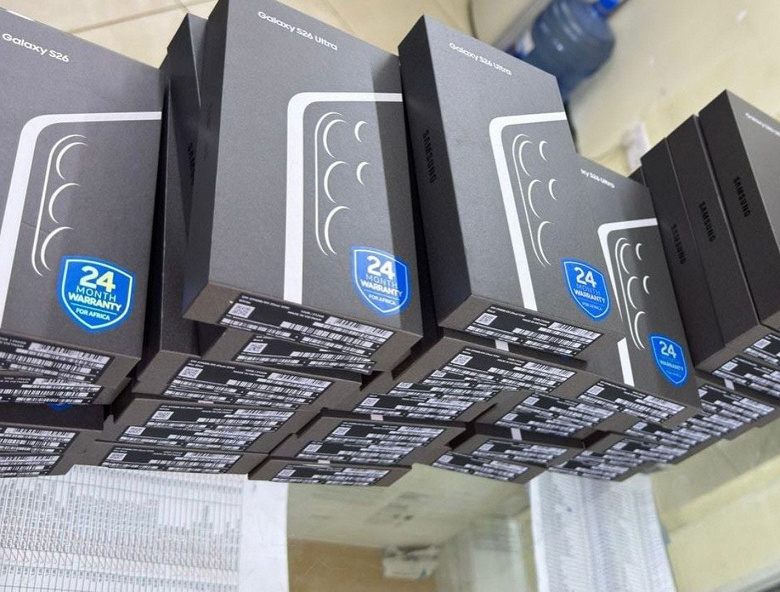 Samsung Galaxy S26 Ultra упаковка