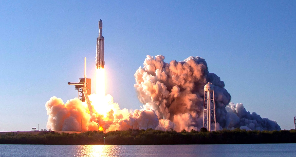 У 2024 році SpaceX може заробити $15 млрд, а Starlink принесе більше грошей, ніж контрактні пуски ракет 