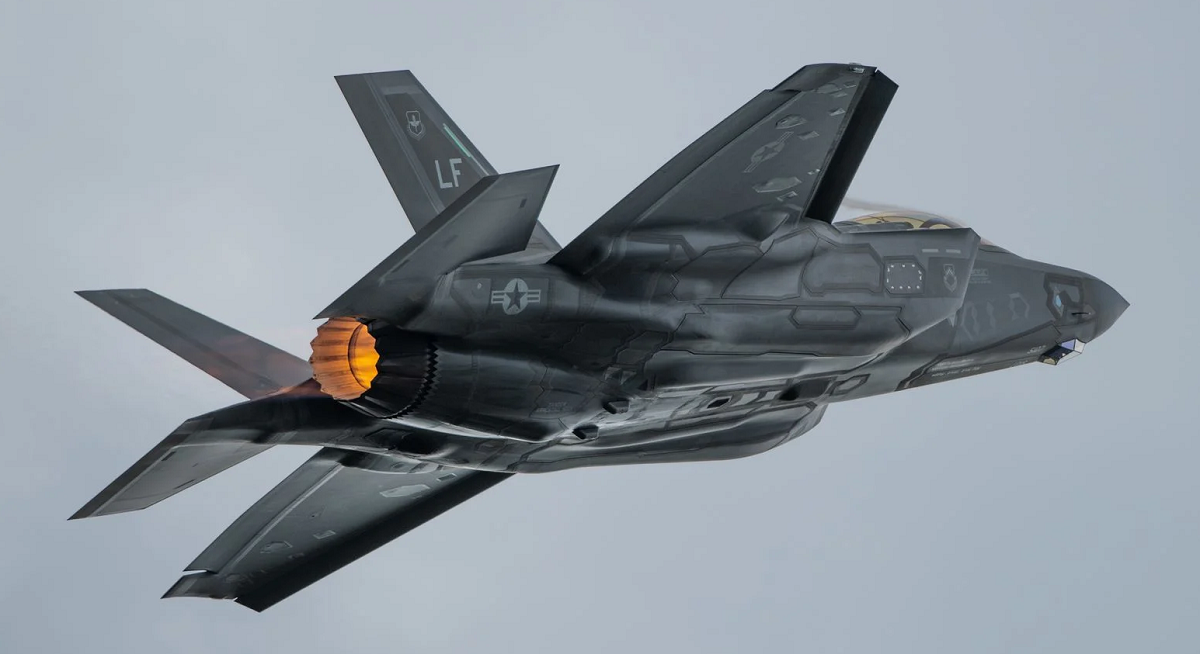 Lockheed Martin у 2023 році поставила понад 45 винищувачів п'ятого покоління F-35 Lightning II - у виробництві перебуває ще приблизно 50 літаків