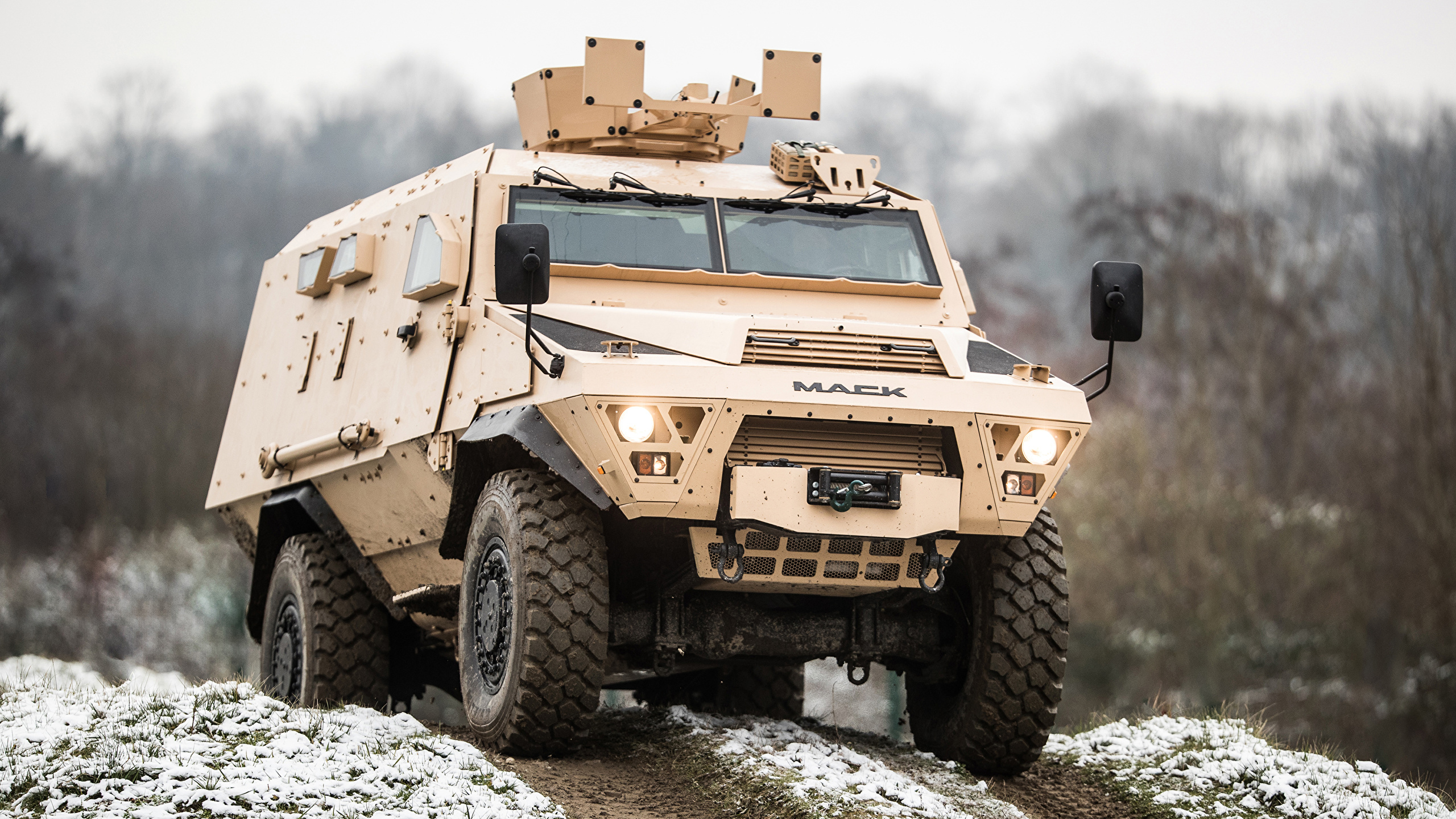 La France va transférer 20 véhicules blindés à roues modernes ACMAT Bastion à l'Ukraine
