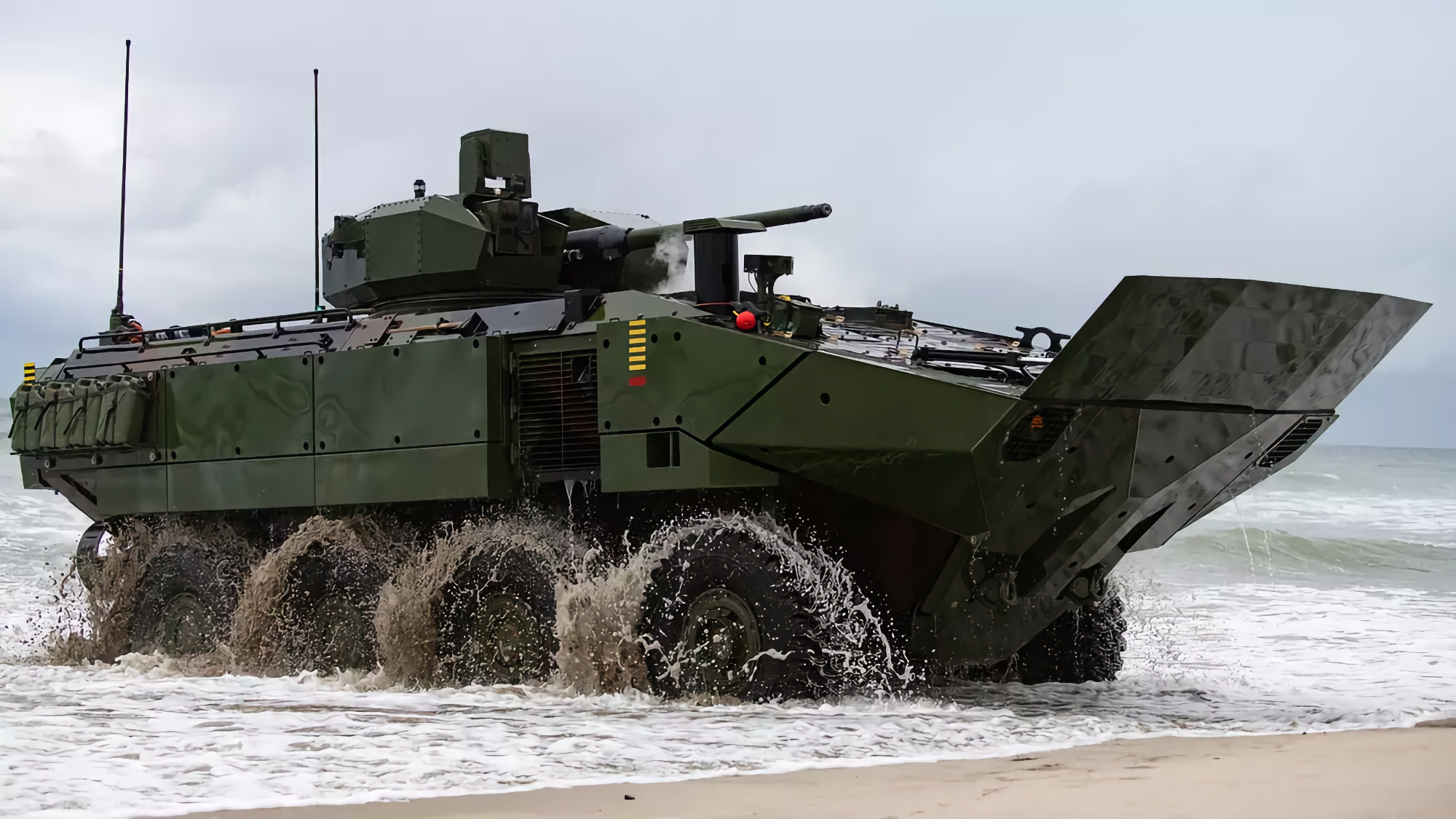 El Cuerpo de Marines de EE.UU. encarga los vehículos anfibios blindados de transporte de personal ACV-30, por un valor de 88.000.000 dólares.