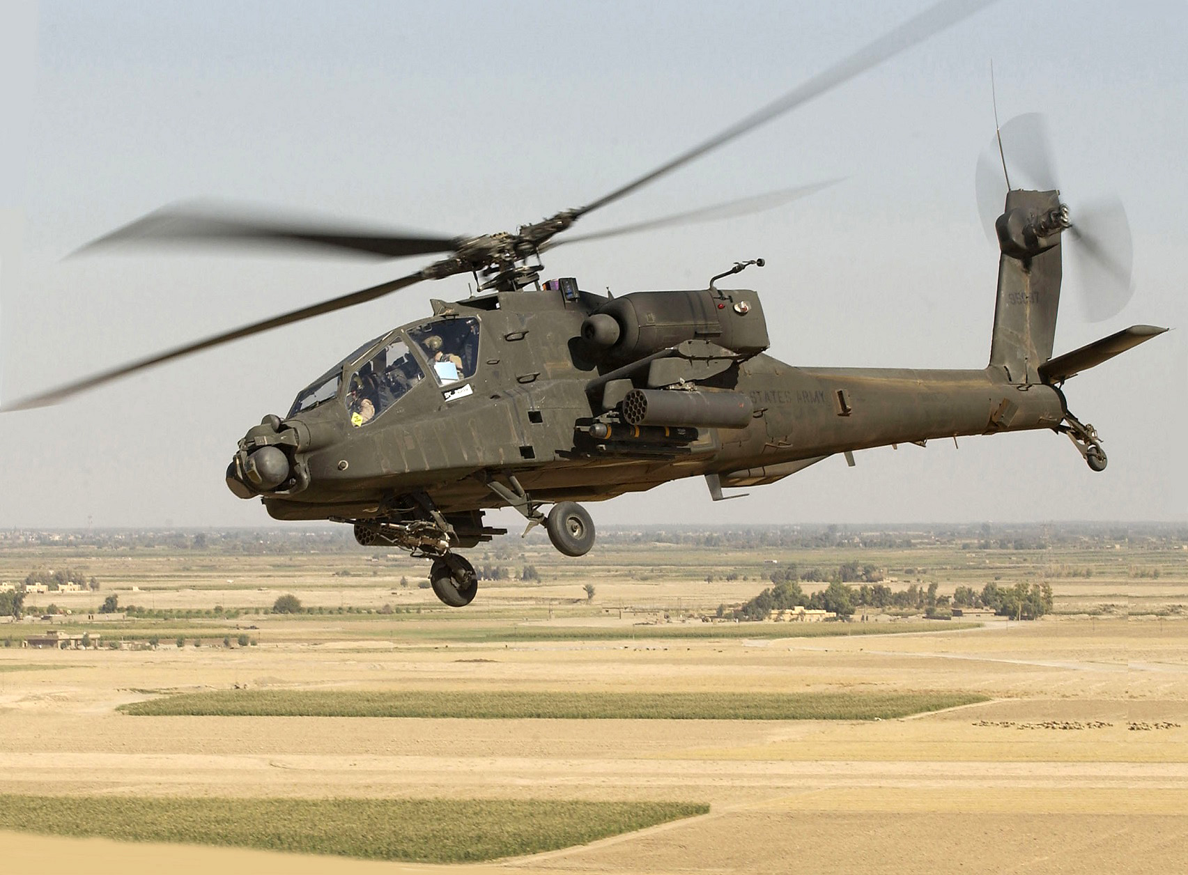 Boeing Defense передала армії Нідерландів перший модернізований гелікоптер AH-64E Apache з поліпшеними характеристиками і ПЗ