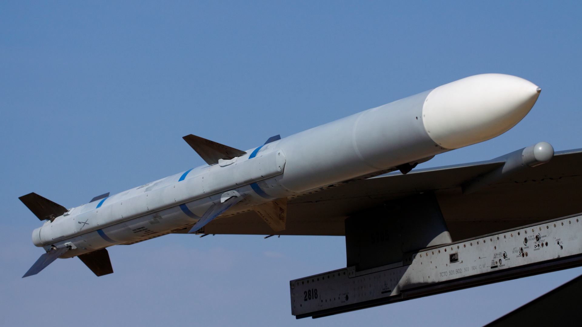 Suecia va a vender misiles aire-aire Rb 99 (también conocidos como AMRAAM) a EE.UU., y este último se los dará a Ucrania