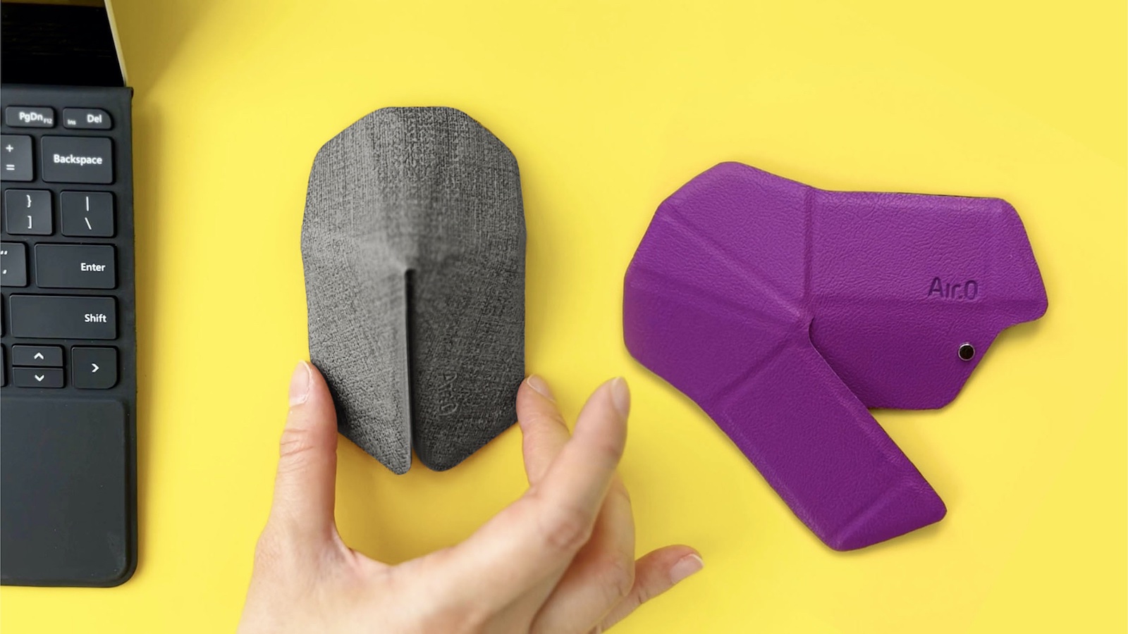 Air.0 - wyjątkowa mysz origami o grubości mniejszej niż 0,5 cm, która składa się w kilka sekund i działa przez 3 miesiące na jednym ładowaniu