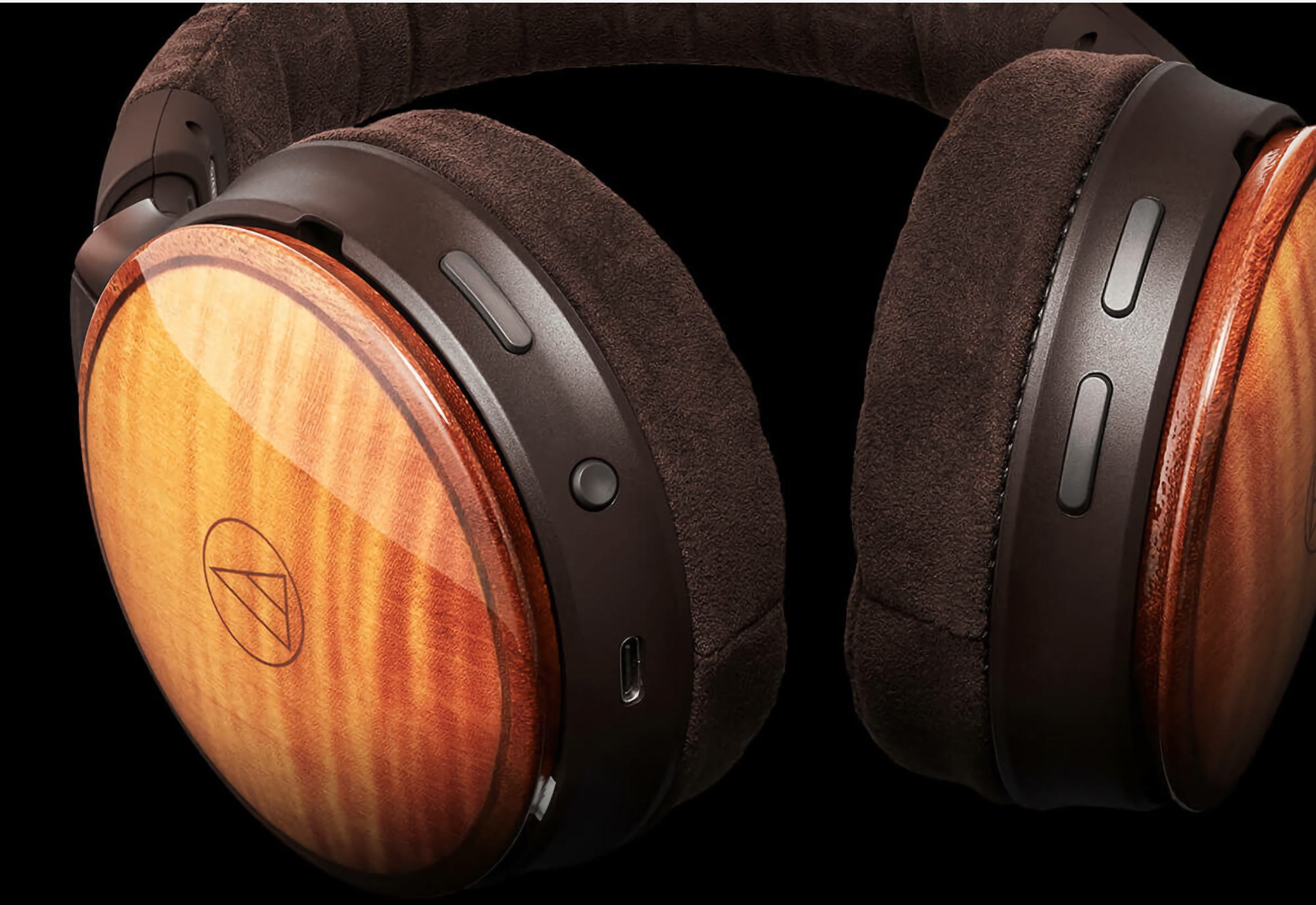 Audio-Technica introduced wireless wood headphones with stereo sound, Hi-Fi for $2700