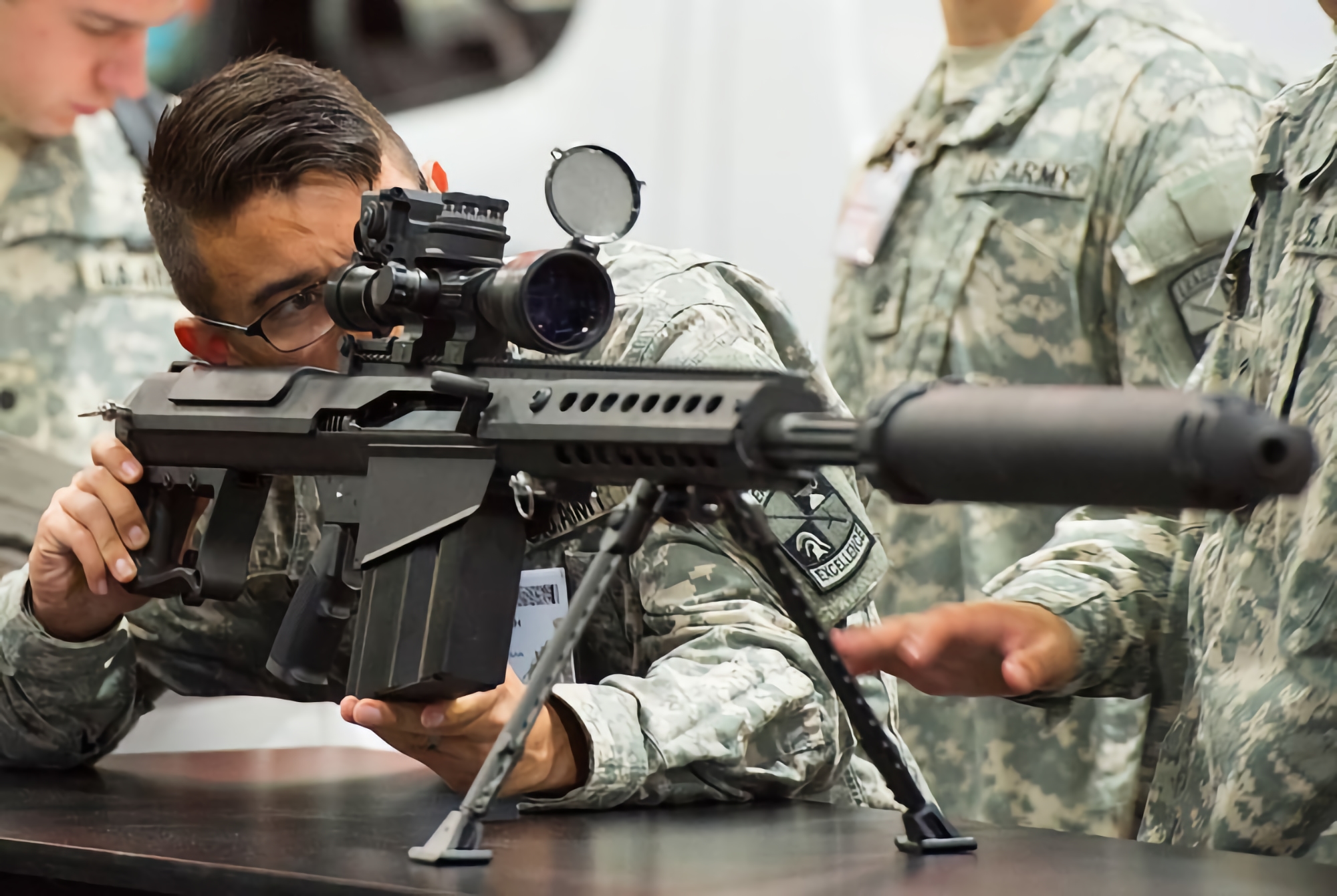 ЗСУ тренуються стріляти з американських снайперських гвинтівок Barrett M107A1 на 1800 метрів (відео)