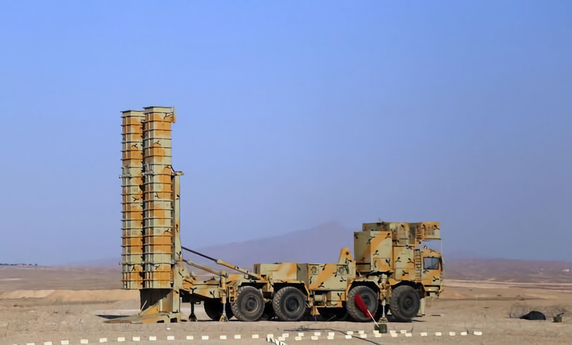 L'Iran a dévoilé la version améliorée du système de défense aérienne Bavar-373, qui peut frapper des cibles aériennes à une distance de plus de 300 km, y compris des missiles balistiques.