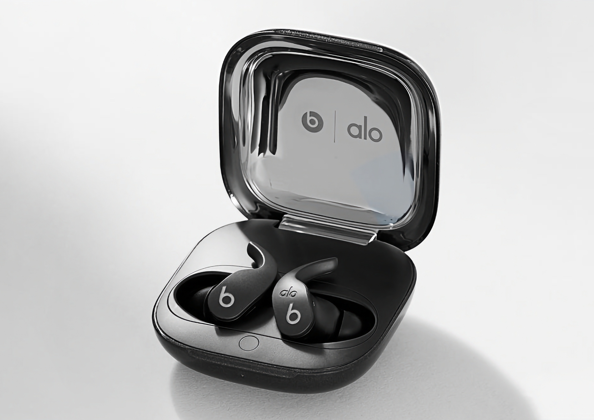 Apple представила Beats Fit Pro Alo Yoga Edition за $200