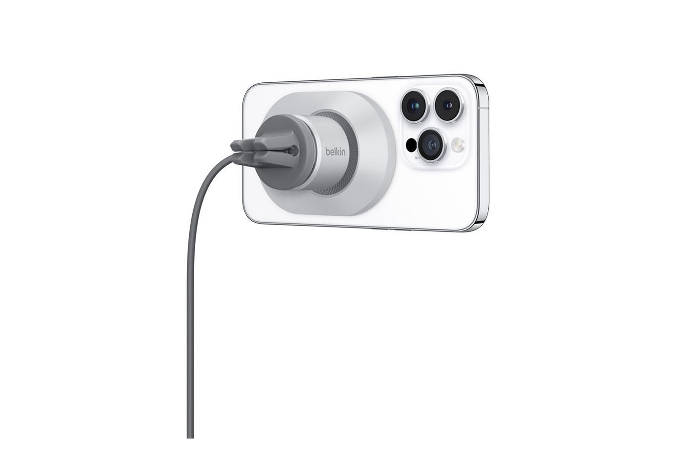 Belkin présente le chargeur de voiture sans fil Boost Charge Pro pour iPhone avec MagSafe pour 100 $.