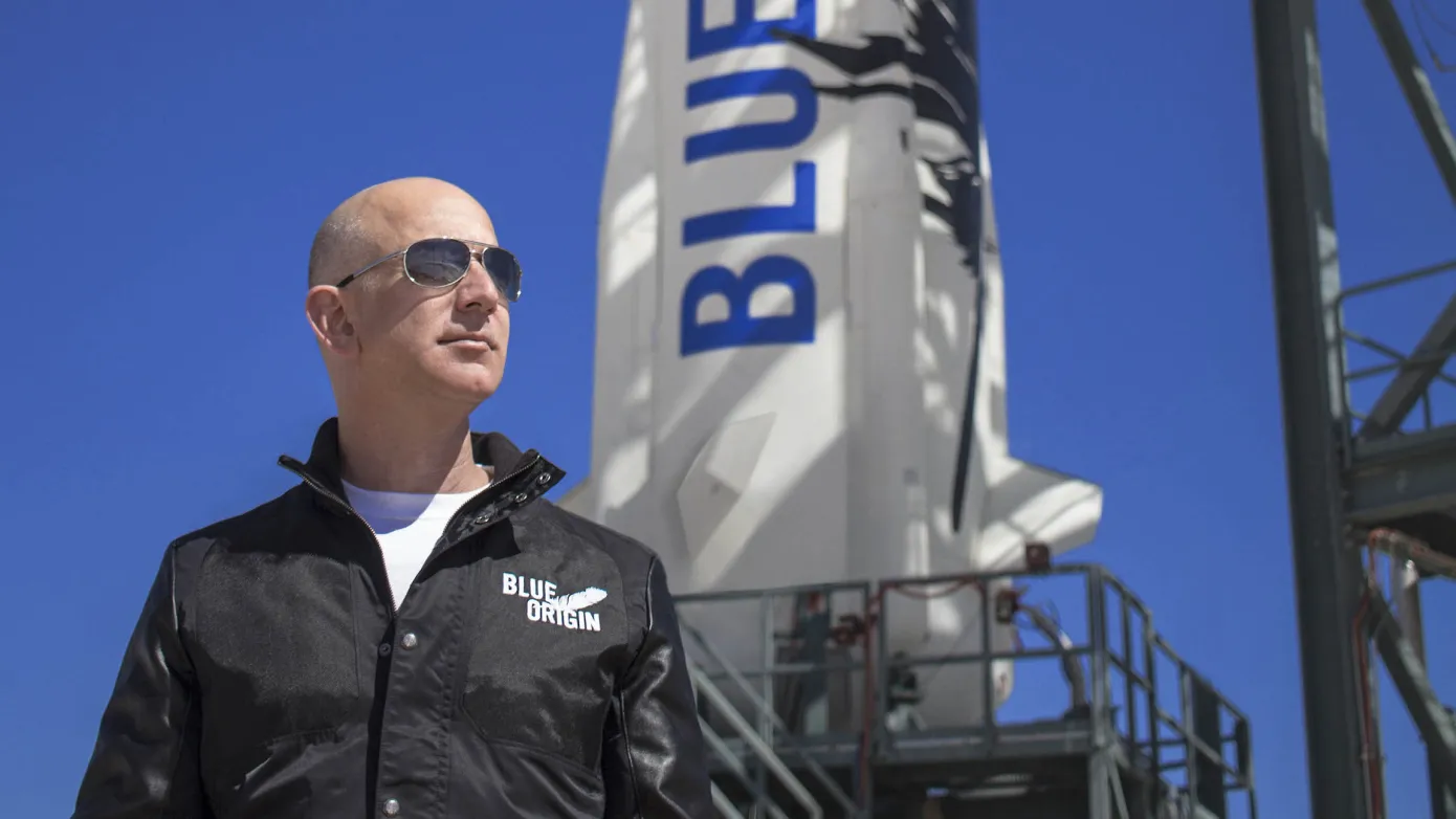 Blue Origin gjenopptar suborbitale flyvninger fra mandag etter en 15 måneder lang pause.