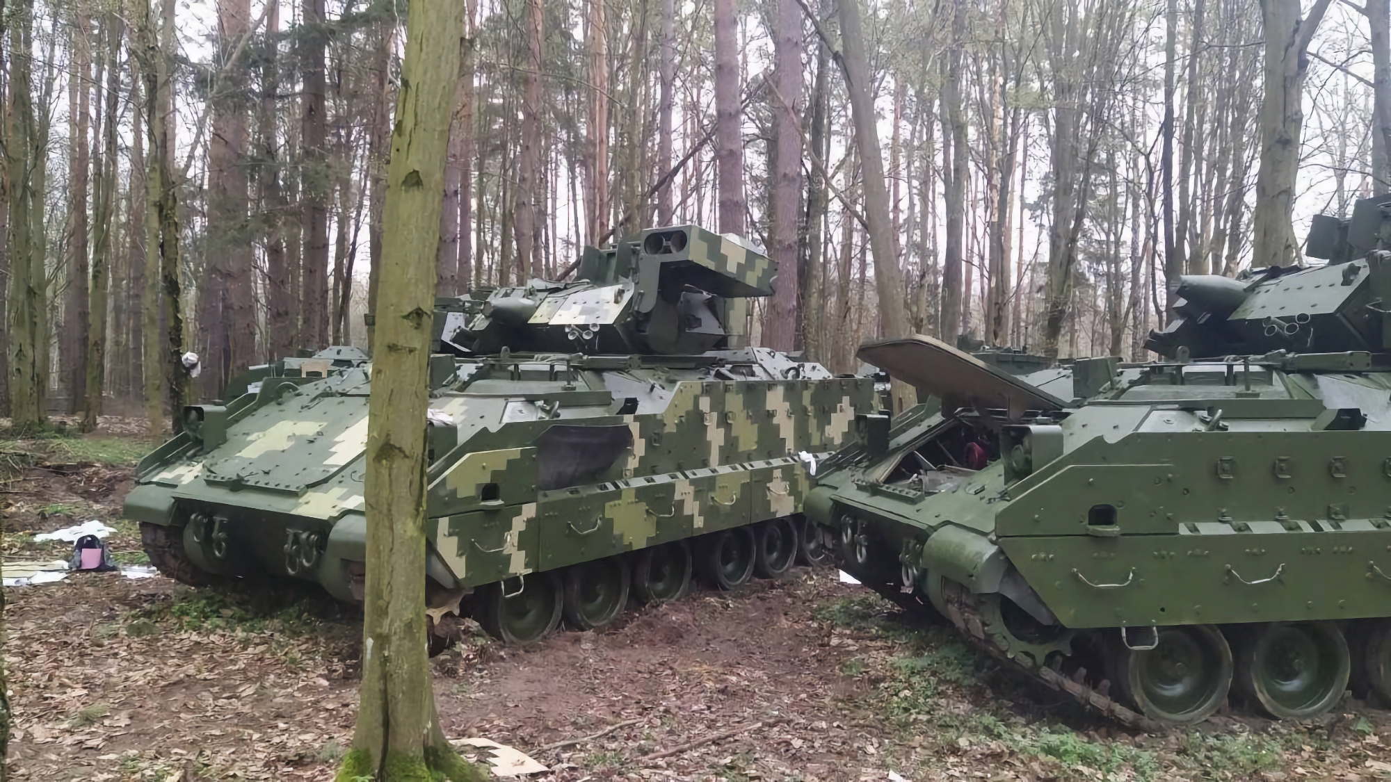 Il Pentagono conferma che i veicoli da combattimento per la fanteria Bradley sono già in Ucraina
