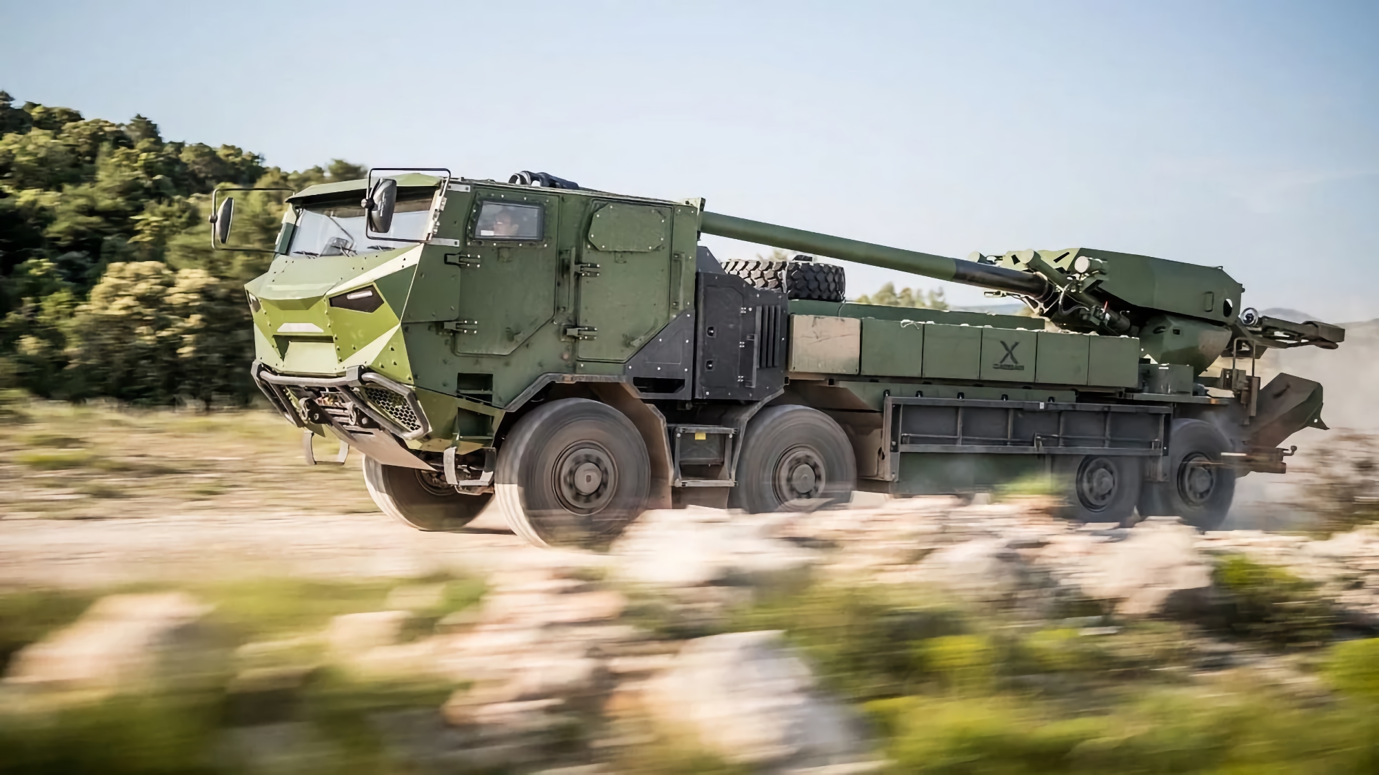 Франция объявила о новом пакете военной помощи для Украины: ждём самоходные артиллерийские установки Caesar