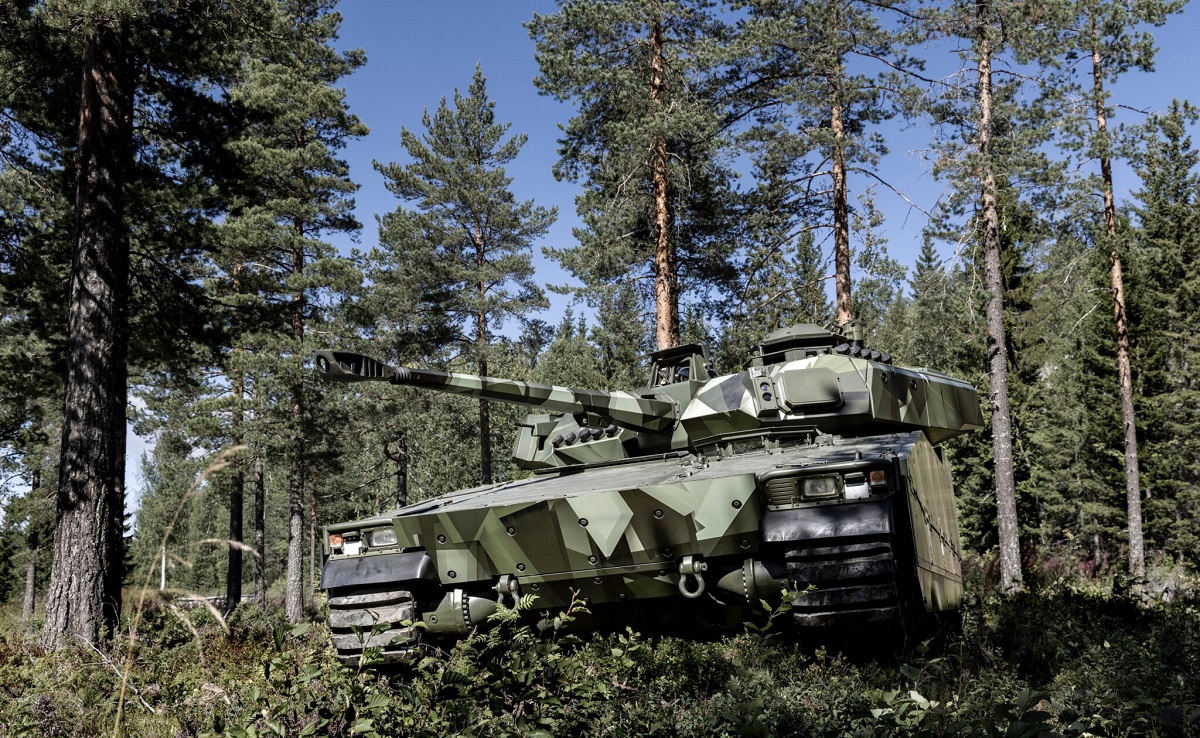 Чехия потратит $2,2 млрд на покупку 246 боевых машин пехоты CV90 MkIV